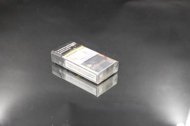 Yeni hazırlanmış yemek / yemek bir restoranda servis edilecek.