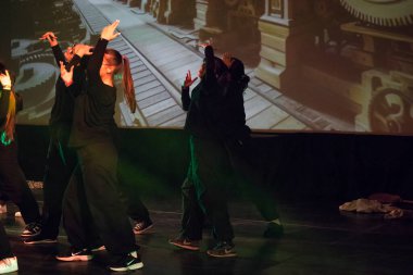 Yeni hazırlanmış yemek / yemek bir restoranda servis edilecek.