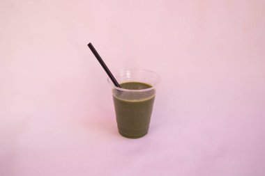 Lokantada yeni hazırlanmış içecek.