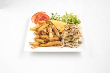 Yeni hazırlanmış yemek / yemek bir restoranda servis edilecek.