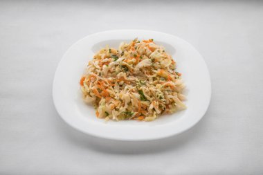 Yeni hazırlanmış yemek / yemek bir restoranda servis edilecek.