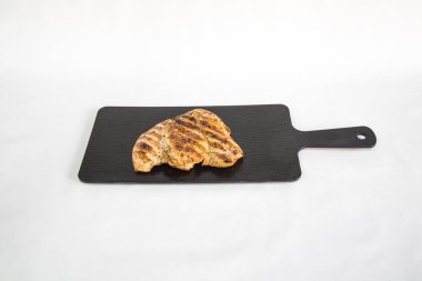 Yeni hazırlanmış yemek / yemek bir restoranda servis edilecek.