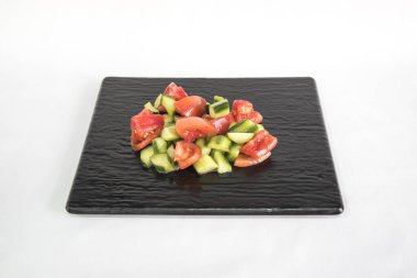 Yeni hazırlanmış yemek / yemek bir restoranda servis edilecek.