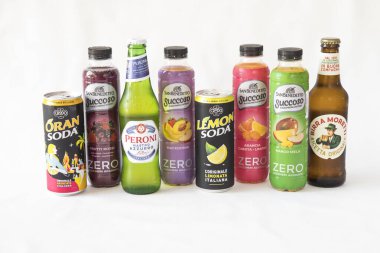 Lokantada yeni hazırlanmış içecek.