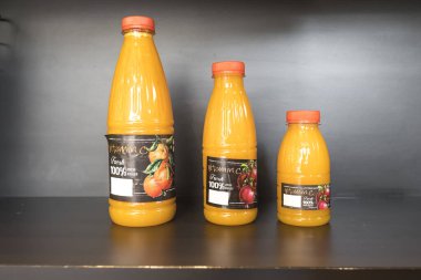 Lokantada yeni hazırlanmış içecek.