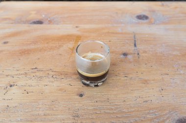 Lokantada yeni hazırlanmış içecek.