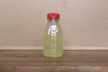 Lokantada yeni hazırlanmış içecek.