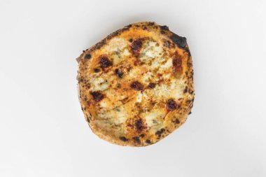 Yeni hazırlanmış yemek / yemek bir restoranda servis edilecek.