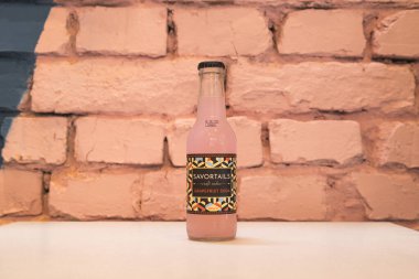 Lokantada yeni hazırlanmış içecek.