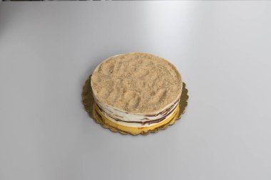 Yeni hazırlanmış yemek / yemek bir restoranda servis edilecek.