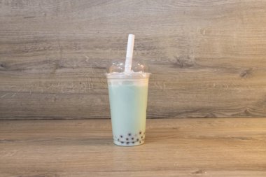 Lokantada yeni hazırlanmış içecek.