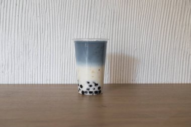 Lokantada yeni hazırlanmış içecek.