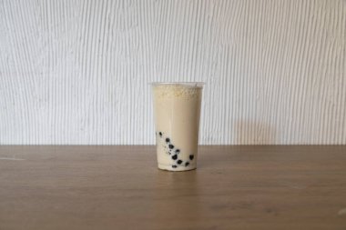 Lokantada yeni hazırlanmış içecek.