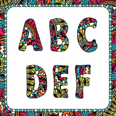 Etnik motifli alfabe harfleri.
