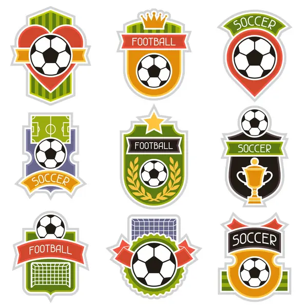 Spor illüstrasyonlar futbol stilize rozetleri Seti.