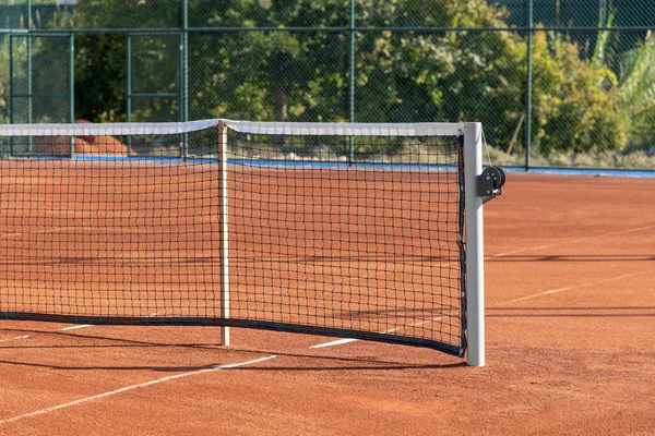 Baseline Net Empty Clay Tennis Court Sunny Day Stock Picture