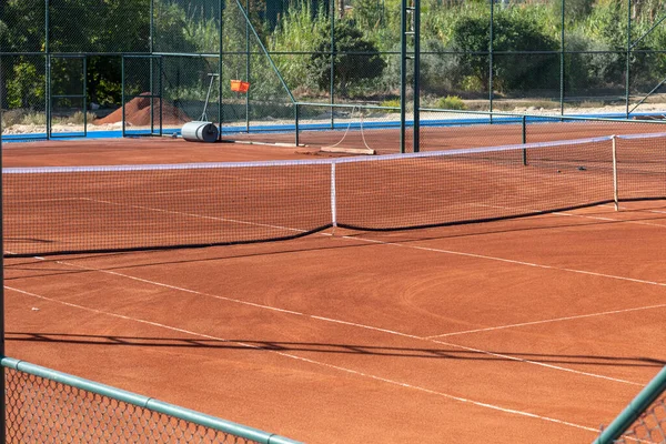 Base Filet Court Tennis Argile Vide Par Une Journée Ensoleillée — Photo