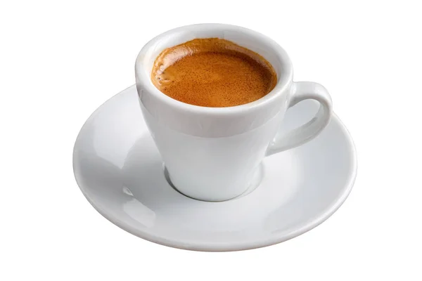 白い磁器のコーヒーカップの中の新鮮なエスプレッソを隔離された白い背景に — ストック写真