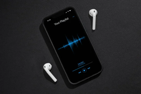 Smartphone Music Player App Dark Grey Background — Stock Photo, Image