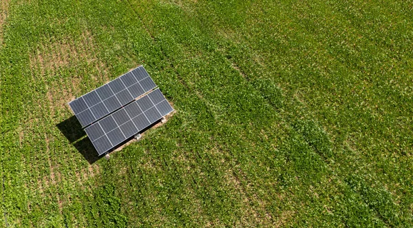 Solar Panels Middle Field Fresh Crops Summer Photovoltaic Energy Alternative — Stock Photo, Image