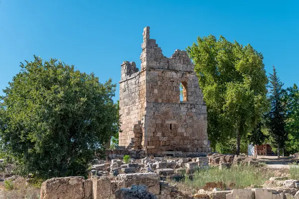 Antalya 'nın antik Perge kenti. Eski Pamphylia şehrinin tarihi kalıntıları.