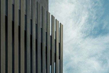 PVC panelinde antrakit gri ve kumlu gri kaplamalı dış yalıtım tahtası