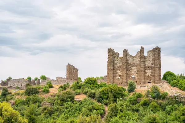 Antalya Serik 'teki Antik Aspendos Şehri güneşli bir günde