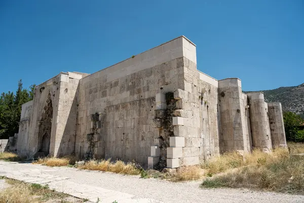 stock image Susuz Caravanserai, built by Giyaseddin Keykubad Bin Keyhusrev, located on the Antalya Burdur road. Susuz kervansarayi