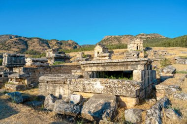 Denizli 'de bulunan antik Hierapolis' in kalıntıları