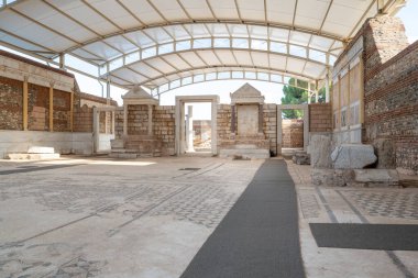 Artemis Tapınağı ve Antik Sardis Şehri ya da güneşli bir günde Manisa, Salihli 'deki Sardes