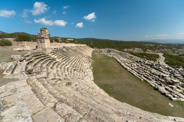 Kibyra Antik Şehri Burdur 'un Golhisar ilçesinin Horzum mahallesinde yer almaktadır.