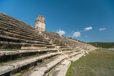Kibyra Antik Şehri Burdur 'un Golhisar ilçesinin Horzum mahallesinde yer almaktadır.