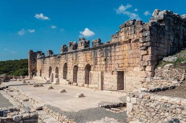 Kibyra Antik Şehri Burdur 'un Golhisar ilçesinin Horzum mahallesinde yer almaktadır.