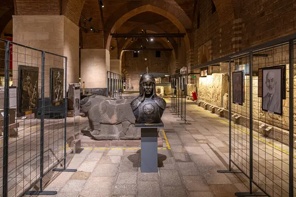 Ankara, Türkiye - 10 Mayıs 2025: Ankara Anadolu Medeniyetler Müzesi. Türkçe adı Anadolu Medeniyetleri Muzesi