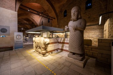 Ankara, Türkiye - 10 Mayıs 2025: Ankara Anadolu Medeniyetler Müzesi. Türkçe adı Anadolu Medeniyetleri Muzesi