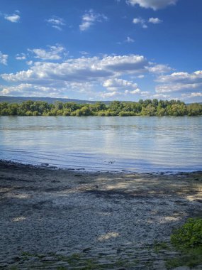 Scenic view of River Rhine from sandy beach near Ingelheim, Germany
