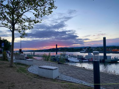 Sunset at the banks of River Rhein (germ. Rheinufer) in Budenheim, Germany