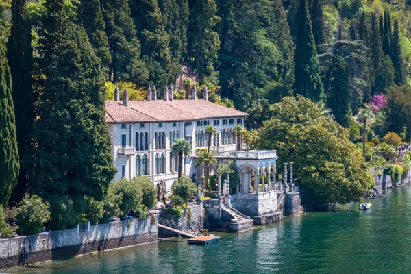 Hermosa Villa Monastero Orilla Oriental Del Lago Como Primavera — Foto de Stock