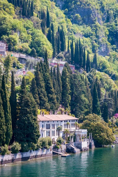 Hermosa Villa Monastero Orilla Oriental Del Lago Como Primavera — Foto de Stock