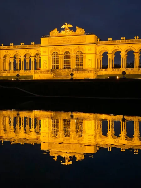 Viena Áustria Janeiro 2020 Iluminada Glorietta Schnbrunn Palace Park Inverno — Fotografia de Stock
