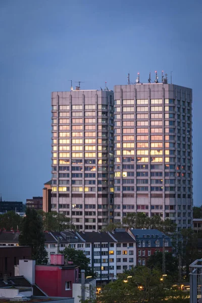 Bonifazius Towers Bonifazius Tuerme Mainz Alemania Atardecer Contra Cielo Azul —  Fotos de Stock