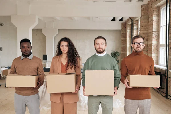 Startup Company Employees Standing Cardboard Boxes Row Looking Camera Moving — Stock Photo, Image