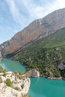 2020 yazında İspanya 'nın Katalonya kentindeki Congost de Mont-rebei vadisinin manzarası.