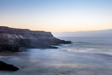 2020 yazında Fuerteventura, Kanarya Adaları 'ndaki Los Molinos plajı.