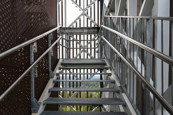 Construcción Acero Con Escalera Hierro Pasamanos Acero Inoxidable — Foto de Stock