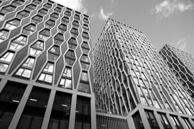 Meyve Bahçesi, Victoria Caddesi 'nde bir alışveriş merkezi.