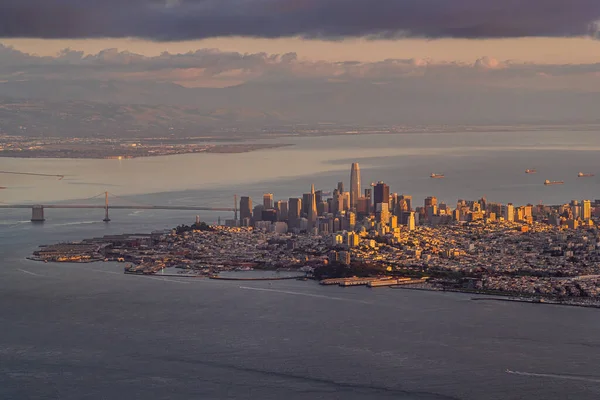 San Francisco Skyline Przy Zachodzie Słońca Fotografia Lotnicza — Zdjęcie stockowe