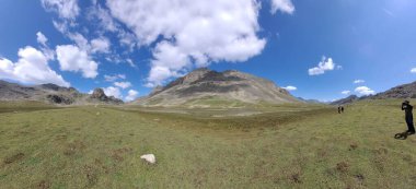 Tarsar Marar 'daki yürüyüş sırasında görünmeyen Kaşmir