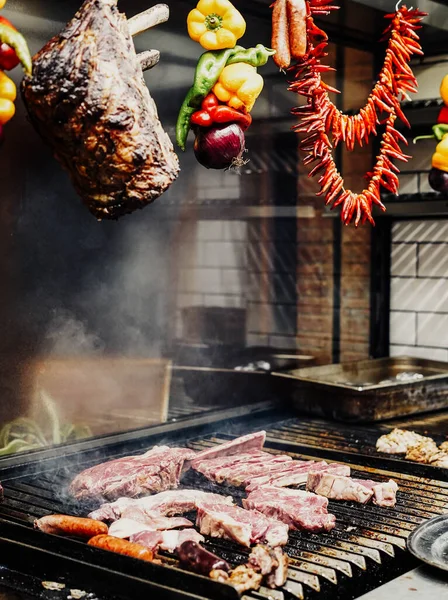 Mięso Wołowe Argentyńskim Grillu — Zdjęcie stockowe