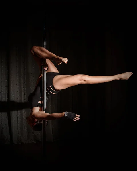 Woman Does Pole Dance Sport Home — Stock Photo, Image